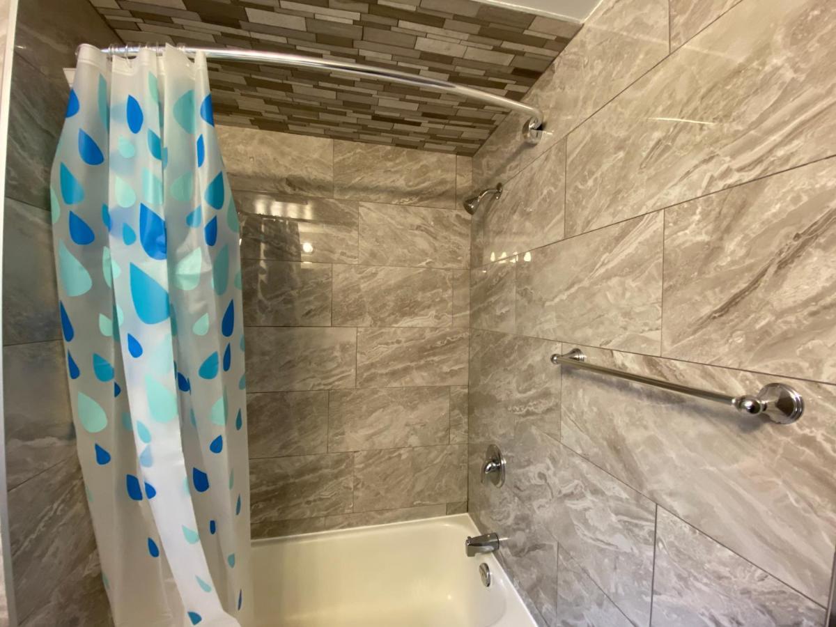 Yonge And Finch Subway !U Spacious & Cozy Private Bdr With Shared Bathroom Toronto Exterior photo